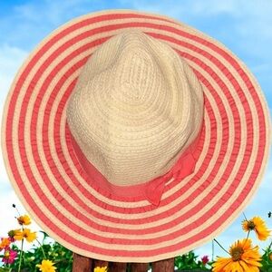 🌺Crazy 8 Striped Cream and Pink Sun Hat